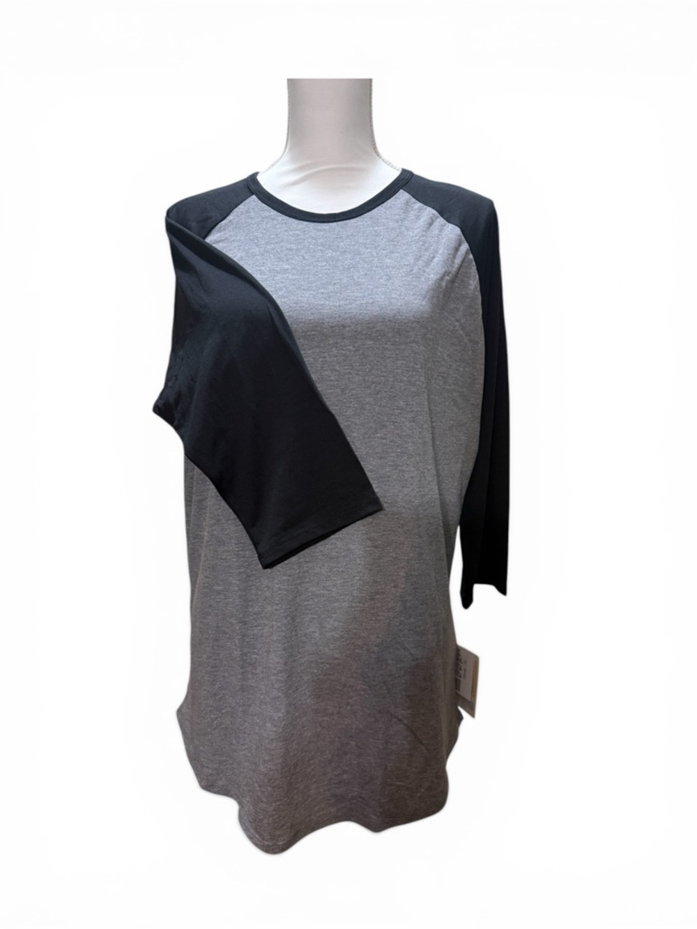 LuLaRoe Gray Body with Black 3/4 sleeves size XL